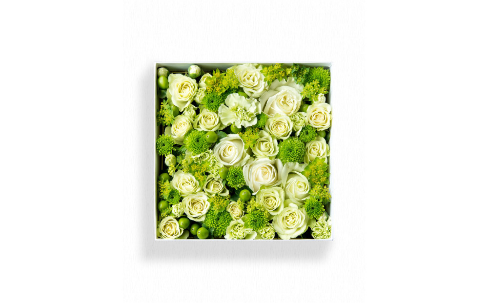 【お花の定期便】「季節毎」に届く、旬のアレンジメント Mサイズ（4回お届け）