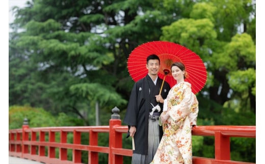 小田原城フォトウェディング（60分撮影・衣装・美容・写真データ付き）【小田原 出張撮影 60分 撮影データ 写真データ 写真 カメラマン 同行撮影 時間内撮影し放題　小田原城 結婚 結婚写真 神奈川県 小田原市 】