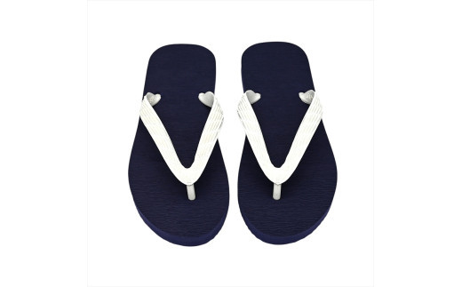 海にかえる生分解性の国産ビーチサンダル「SIX LINE」☆小田原城型フローティングキーホルダー付き ソール：ネイビー×鼻緒：ホワイト・25cm【高島屋選定品】