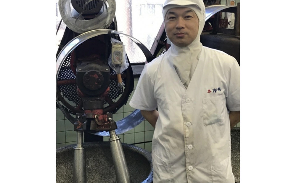 【2025/12/24～発送】【鈴松蒲鉾店】上板かまぼこ紅白伊達巻セット【惣菜 蒲鉾 板つき蒸しかまぼこ 伊達巻ハーフ 昔ながらの味 卵不使用のかまぼこ 厳選した高級な白身魚のグチ 神奈川県 小田原市 】