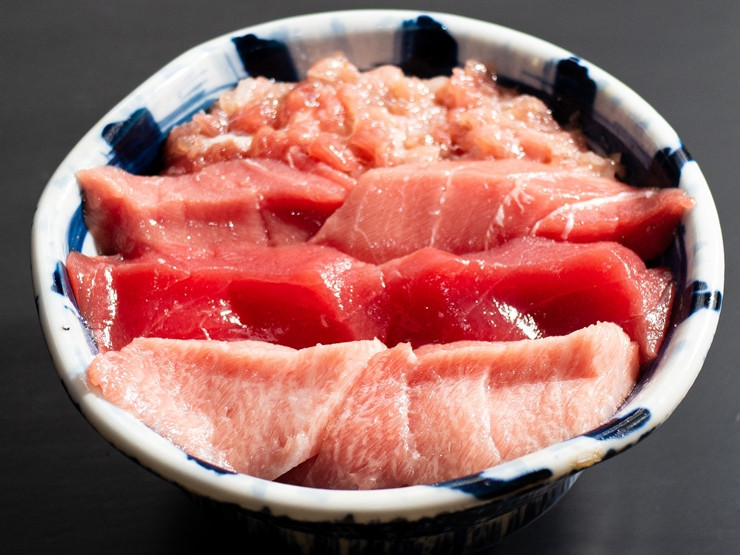 小田原地魚＆本まぐろ海鮮丼の具（6種セット）