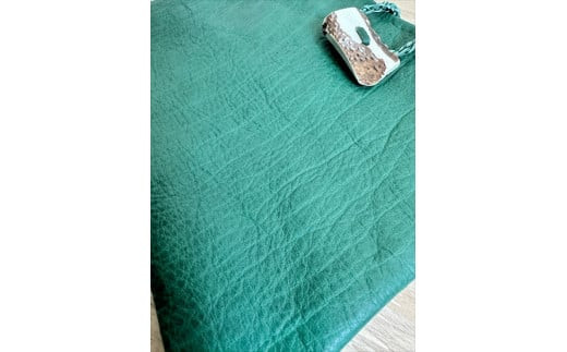 鹿の角ボタンのウォーカーズサコッシュ(グリーン)【 神奈川県 小田原市 】