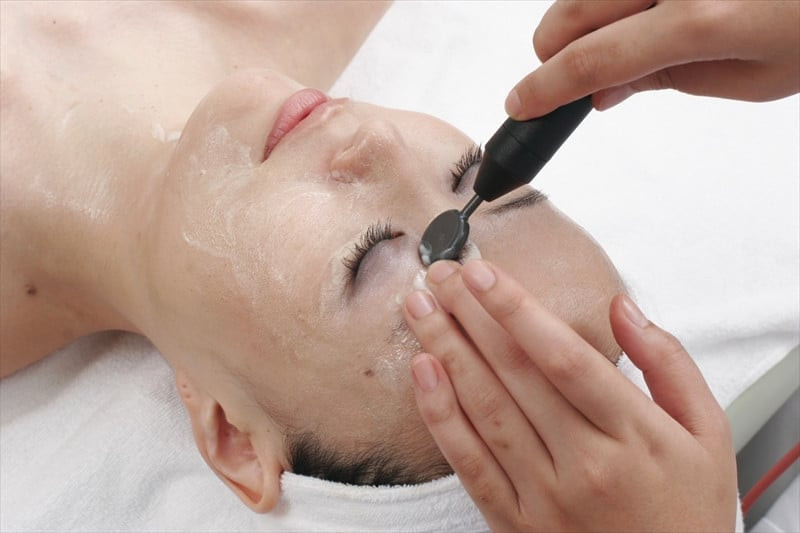 【女性限定小顔フェイシャルエステ】インディバ小顔トリートメント　70分 【 エステ 神奈川県 小田原市 】