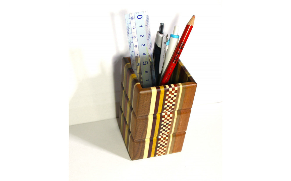 【箱根寄木細工　四角ペン立て】