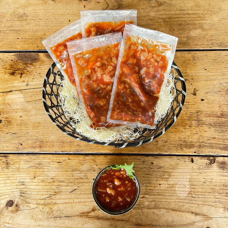 たこ七味 4パック【たこ 珍味 おつまみ キムチ 惣菜 海鮮 いかの塩辛 珍味 お取り寄せ 御中元 お中元 お歳暮 父の日 母の日 贈り物 日本酒 焼酎】【神奈川県小田原市早川】