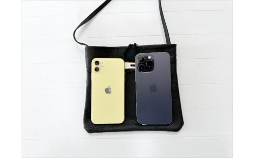 鹿の角ボタンのサコッシュ(ブラック)【 神奈川県 小田原市 】