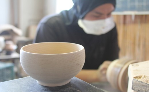 ケヤキ　9寸仁取盆【仁取盆 ケヤキ材 φ26.5cm×2cm 手作り 工芸品 ワンプレート 国産天然木 おしゃれ プレゼント 記念 お祝い 神奈川県 小田原市 】