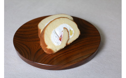 漆 仁取皿 (ニトリ皿) ケヤキΦ18cm　【お皿 グッドデザイン賞受賞 木 雑貨 食器 プレゼント おしゃれ 日本製 神奈川県小田原市】