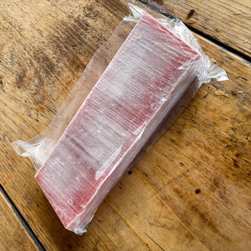 貴重な天然本鮪 赤身 約200g×1柵 約2人前●マグロの中心部天身を使用！【赤身 天身 惣菜 海鮮 お取り寄せ 御中元 お中元 お歳暮 父の日 母の日 贈り物 日本酒 焼酎】【神奈川県小田原市早川】