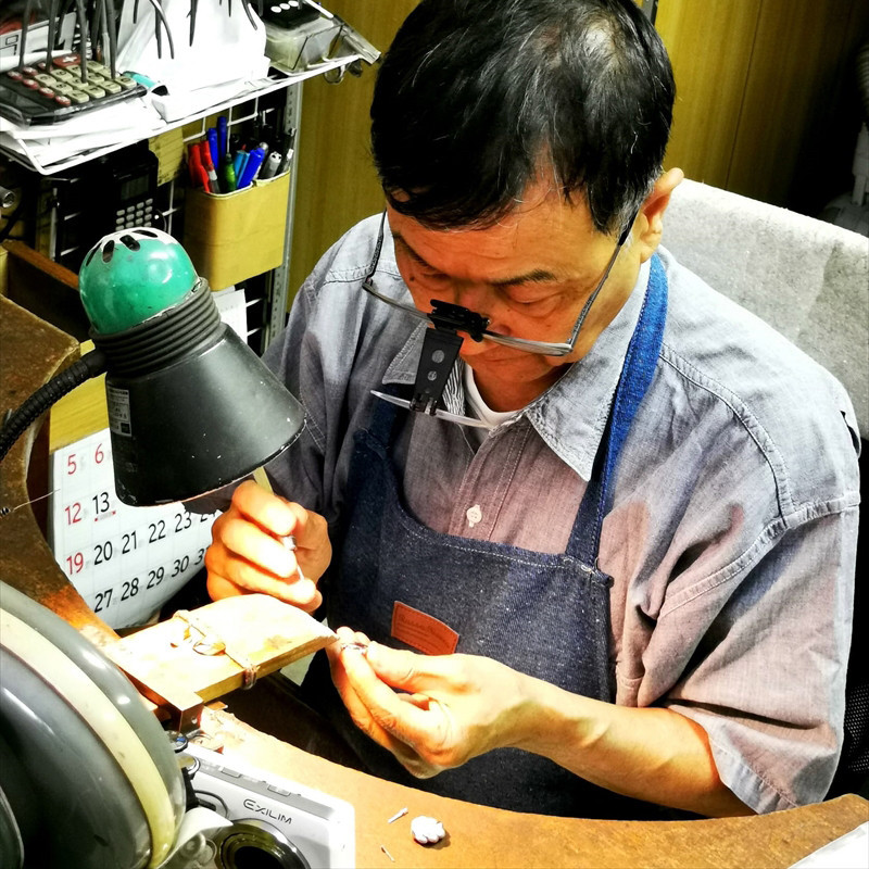 小田原北條　三つ鱗ピアス（スタッド小ペア）【 ジュエリー アクセサリー 神奈川県 小田原市 】