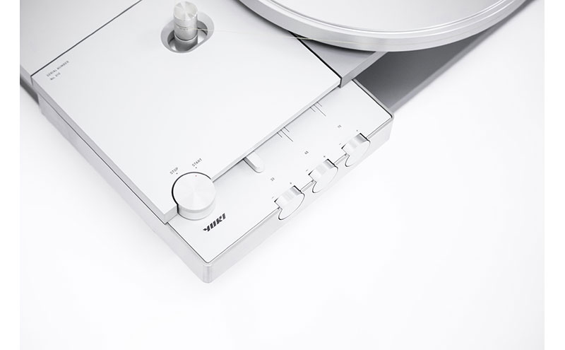 アナログレコードプレーヤー AP-01 オーディオ 音響機器 マグネット式軸受 独自設計 瑞々しい音楽体験 アナログ再生 音楽鑑賞