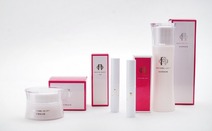 【披露山ビューティシリーズ】こだわりの天然成分処方　美肌潤い全4点セット