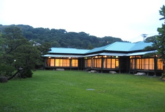 逗子海岸まで3分！KKR逗子松汀園ご利用券　B