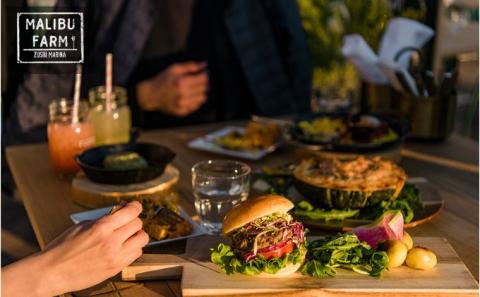 【リビエラ逗子マリーナ】レストラン食事 (AO・マリブファーム)、マリブホテル宿泊利用ギフトカードC〈30,000円分〉