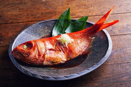 脂たっぷり！【三崎水揚げ】金目鯛　M026-004-01