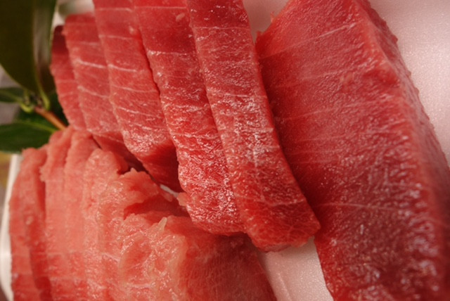 天然本まぐろ中トロ・メバチまぐろ赤身【合計1kg】　M030-002