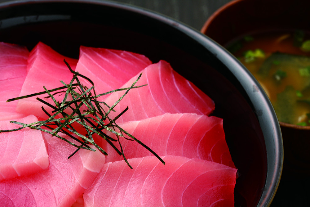 【総量1.1kg】天然メバチまぐろバラエティセット　M073-003