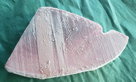 三崎港直送 天然南まぐろ 中トロ・赤身 1kgブロック　M078-001-01