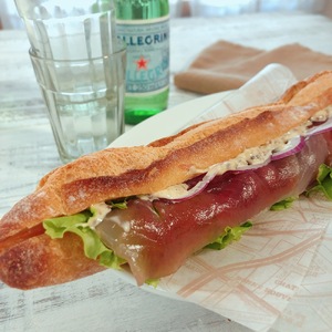 天然まぐろスモーク生ハム 「The Smoked MAGURO Slice」　M040-002-01