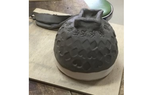 作りたいものを作れる！陶芸体験チケット（1名様分）　M087-001