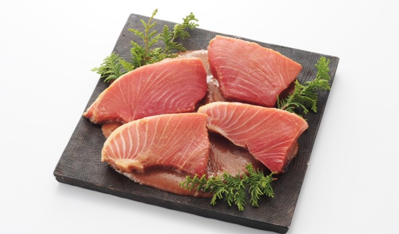 【生とは違う旨みを堪能 元祖まぐろ漬】天然本まぐろ大とろ味噌漬ギフト 4切入（ag0104）　M019-015