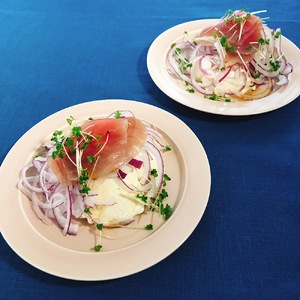 天然三崎まぐろスモーク生ハム「The Smoked MAGURO」　M040-002-03