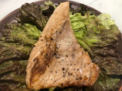 【幻のトロ】天然三崎まぐろ希少部位の「カマトロ」　M005-014