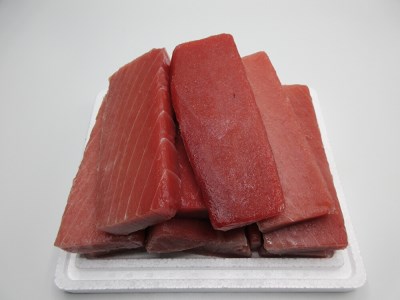 神奈川県漁連 三崎まぐろ 2kg【お徳用】不揃いサク　M077-009