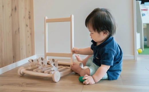 手押し車（犬のカタカタ） 約幅36×長さ32×高さ41cm