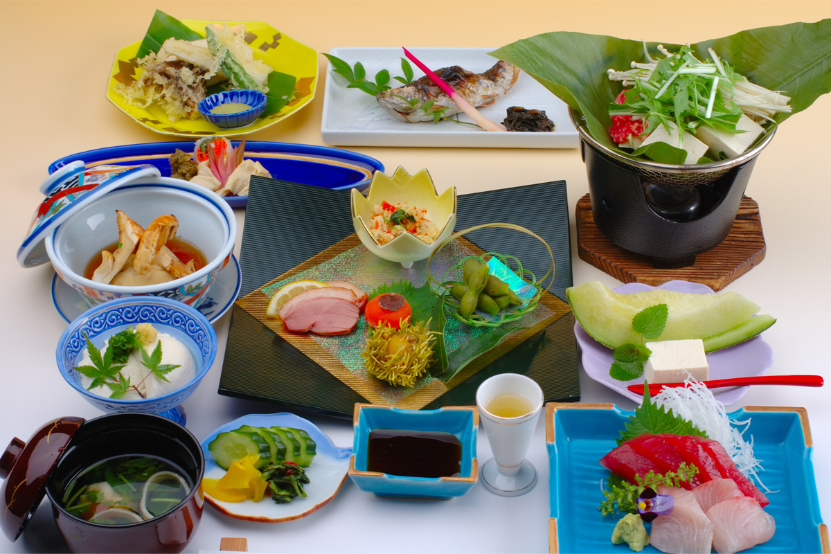 山荘なぎさ 貸切 プラン 30名様 宿泊券「 大山豆腐料理 を満喫！」｜豆腐 宿泊券 郷土料理 山海料理 ギフト 贈りもの 父の日 母の日 記念日 贅沢 大山豆腐 日本遺産 ケーブルカー 大山詣り 阿夫利神社 伊勢原 神奈川 [0356]