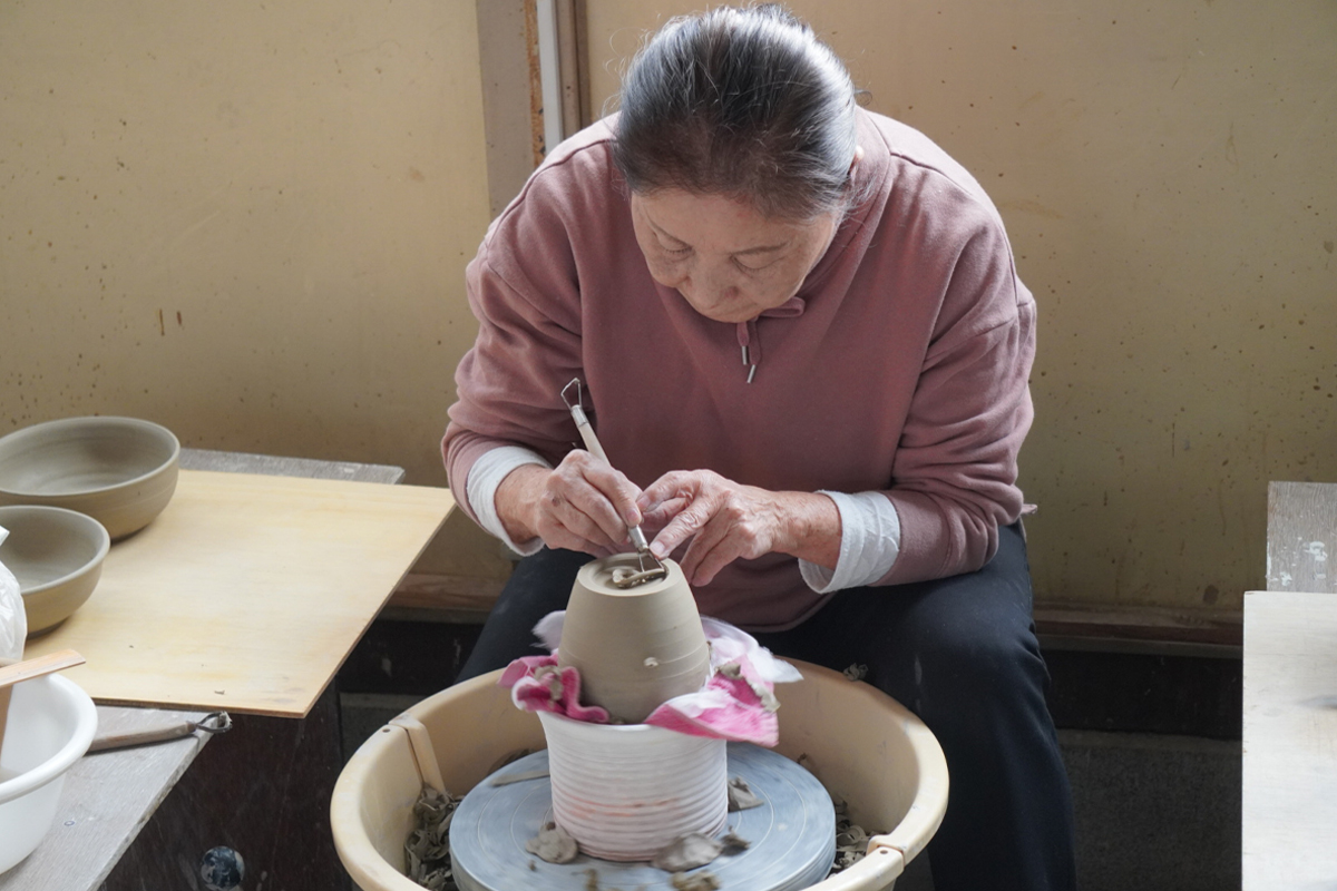 源太夫窯 和食器『角皿』4枚 [グレー]｜食器 お皿 源太夫窯 げんだゆうがま 村山恵子 陶芸品 陶芸作品 陶芸 作家 作品 窯元 [0958]