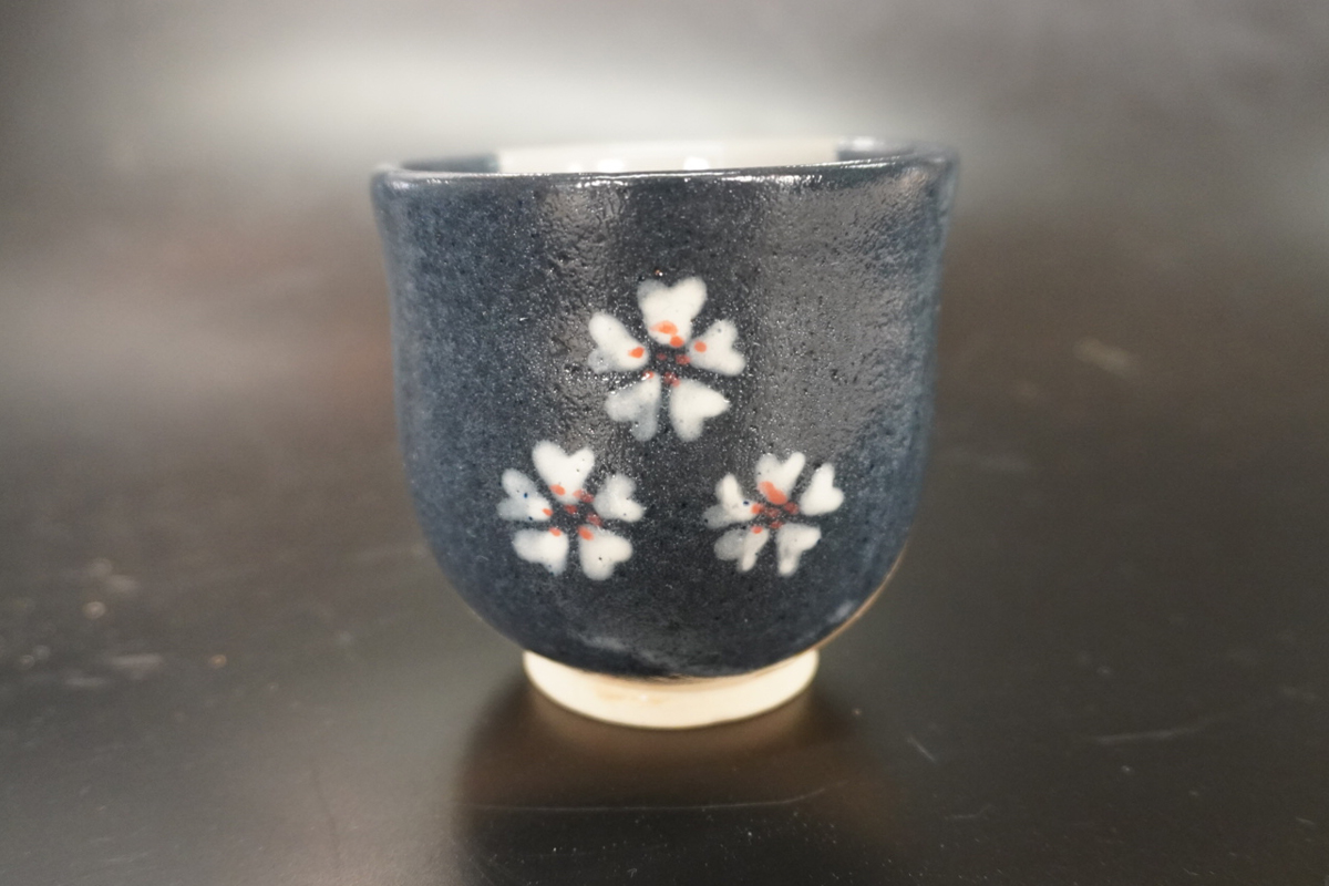 源太夫窯 和食器『湯呑』1個｜「源太夫窯」で焼き上げた陶芸品 げんだゆうがま 和食器 手しごと げんだゆうがま 村山恵子 作 陶芸作品 コップ [1017]