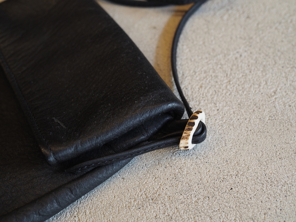 鹿革サコッシュ [soso. 楚楚]｜サコッシュ [0501]