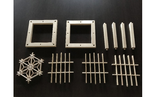 秋山建具店 創業80年の建具職人がつくる『組子入照明ランプシェード』[0453]