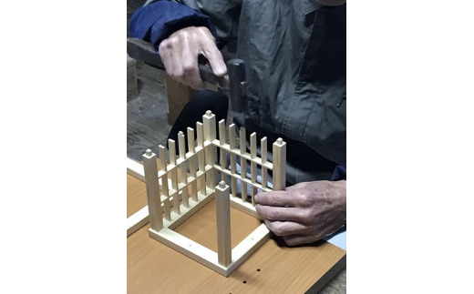 秋山建具店 創業80年の建具職人がつくる『組子入照明ランプシェード』[0453]