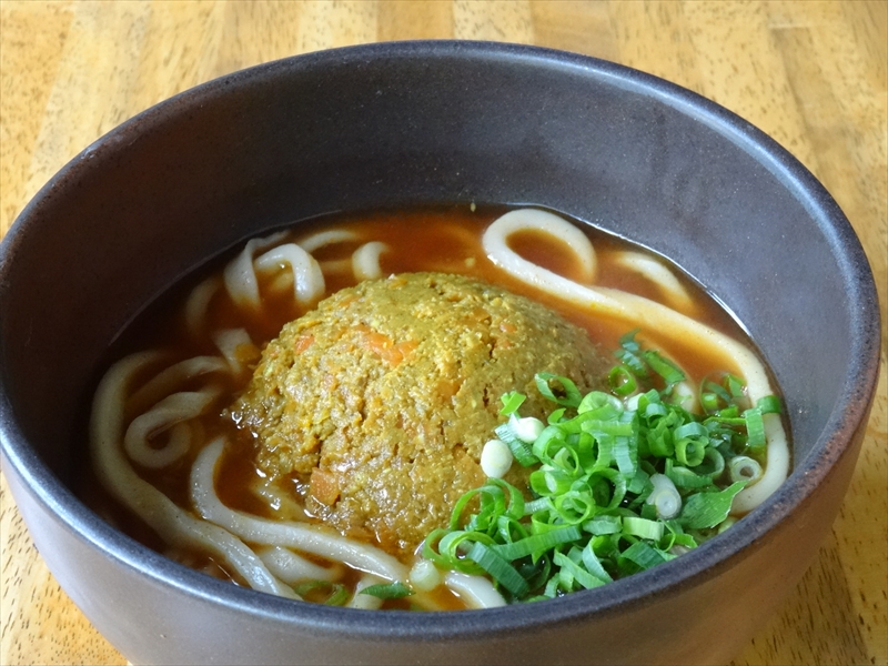 【万葉うどん 食事券（6,000円分）】 湧水でこね上げた麺と、こだわり素材のだし。金時山 矢倉岳 夕日の滝 足柄峠 登山 ランニング サイクリング 日帰り 旅行【 食事券 神奈川県 南足柄市 】