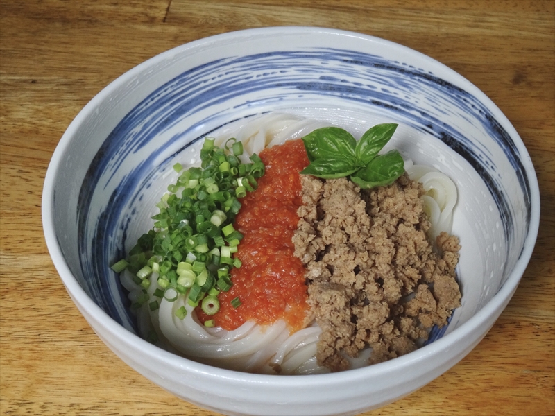 【万葉うどん 食事券（6,000円分）】 湧水でこね上げた麺と、こだわり素材のだし。金時山 矢倉岳 夕日の滝 足柄峠 登山 ランニング サイクリング 日帰り 旅行【 食事券 神奈川県 南足柄市 】