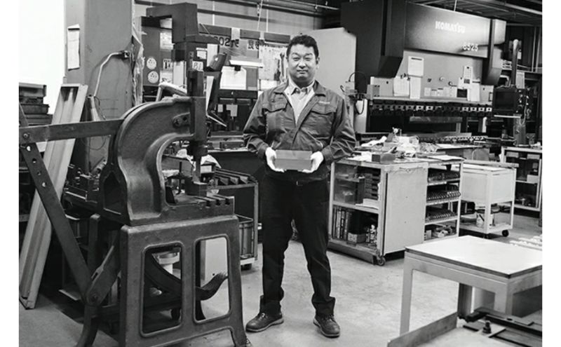 ティッシュケース(ステンレス)とマスクケース(銅)のセット神奈川県あやせものづくり研究会 「Ori」