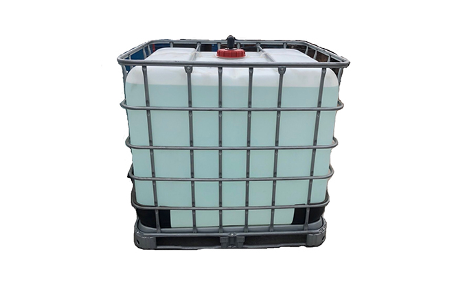 AdBlue尿素水（BIB1000L IBCタンク）