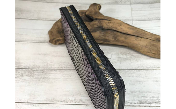 パイソンのフルラウンドファスナー財布 ファッション小物 