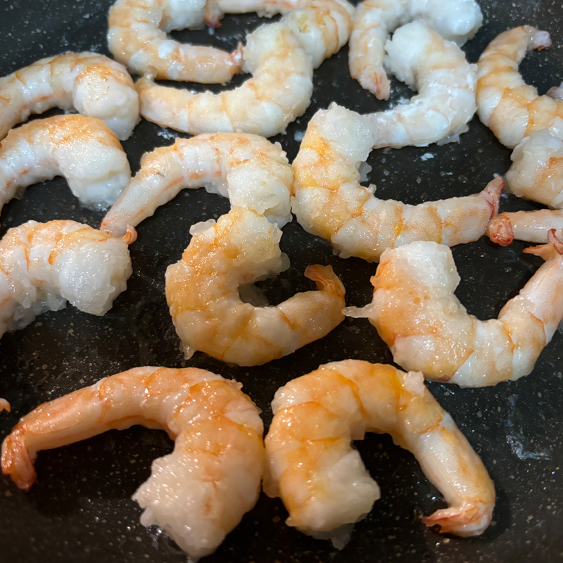 極上むきえび　約750g【 魚介類 海鮮 惣菜 おかず 冷凍配送 送料無料 神奈川県 大磯町】