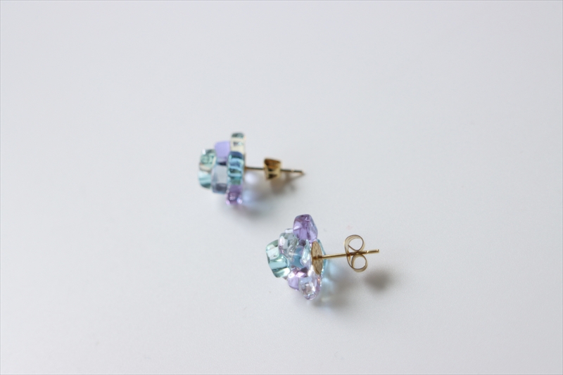 《コラージュ》 ピアス（アクアブルー×パープル）【 神奈川県 大磯町 レディースジュエリー ファッション小物 誕生日 お祝い ギフト 贈り物 ファッション 】