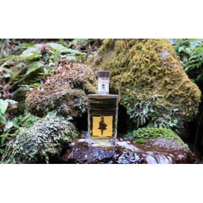 【化粧箱入り】丹沢ブレンデットウイスキー(バーボンバレル フィニッシュザファースト)700ml×1本