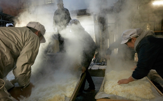 【のし付き】純米大吟醸「隆　黒金」「隆　黒白」720ml×2本セット