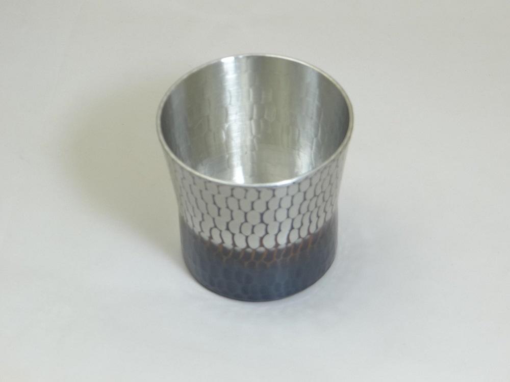 純銅手打ち鎚目ぐい呑み 錫黒被仕上 100ml