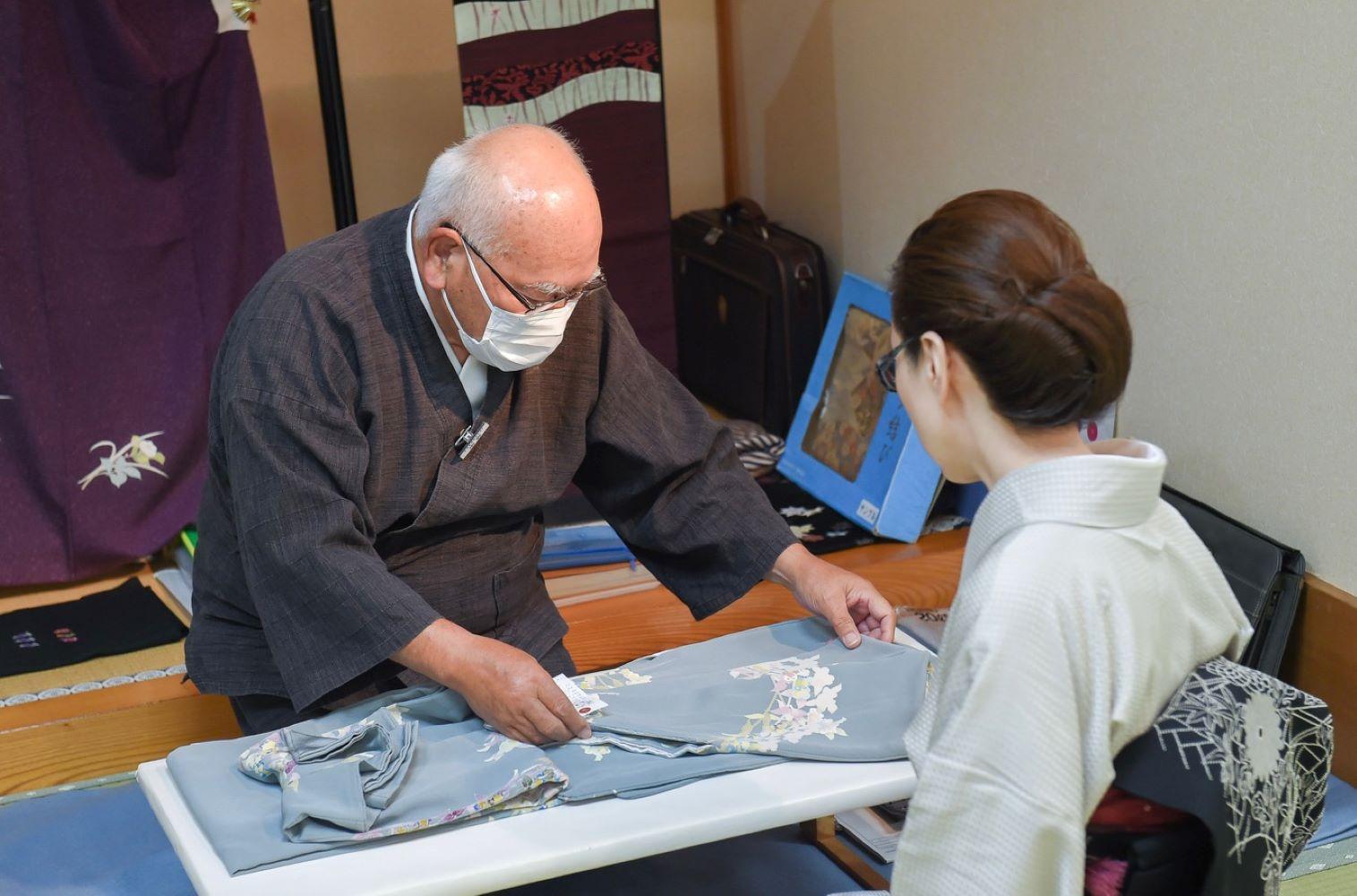 着物クリーニング券（着物と長襦袢など合計５点）