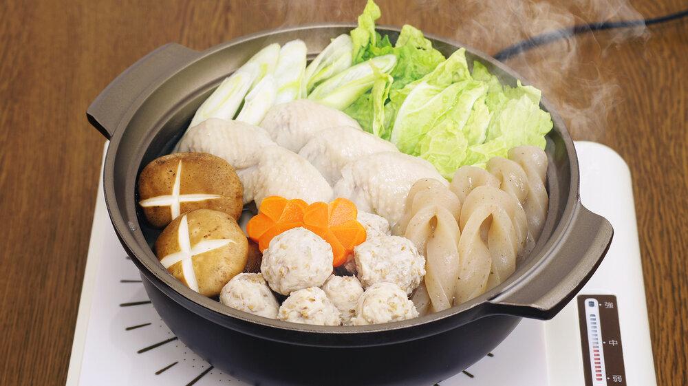 IH味彩鍋8号（約径25×高さ13.6cm 　重量：約1,460g　満水容量：約3.1L）