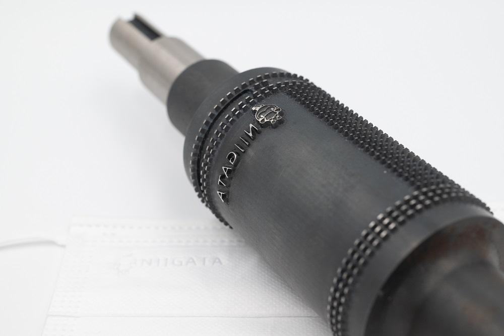 プレミアム 三層不織布マスク 30枚入 纒包装トッキッキ限定イラストマーク