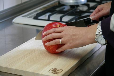 桐たんす屋が作る 桐まな板　大