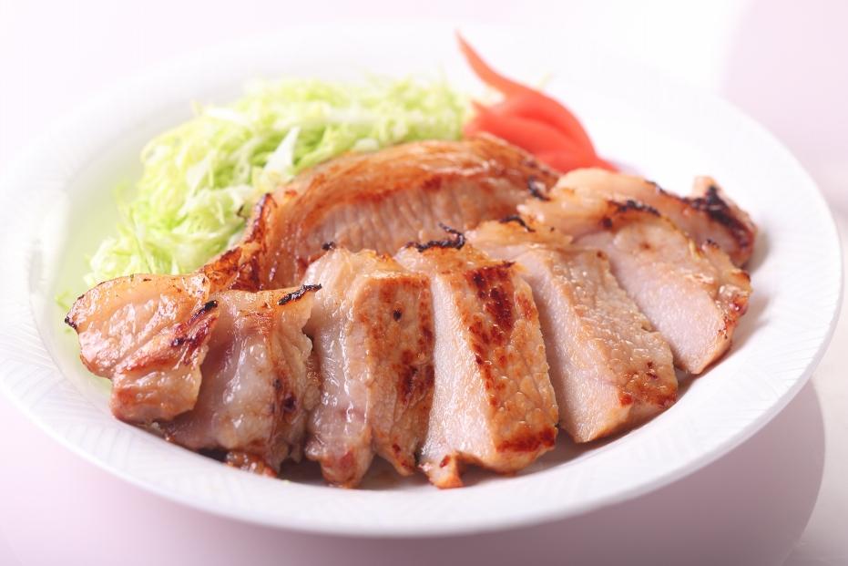 雪国ぶた味噌ステーキ　180ｇ×8枚　新潟県　肉　お肉　豚肉　ステーキ　味噌　個包装　ギフト